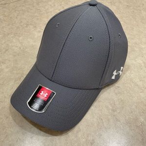 Men’s Under Armour Blitzing Hat Grey Size L/XL